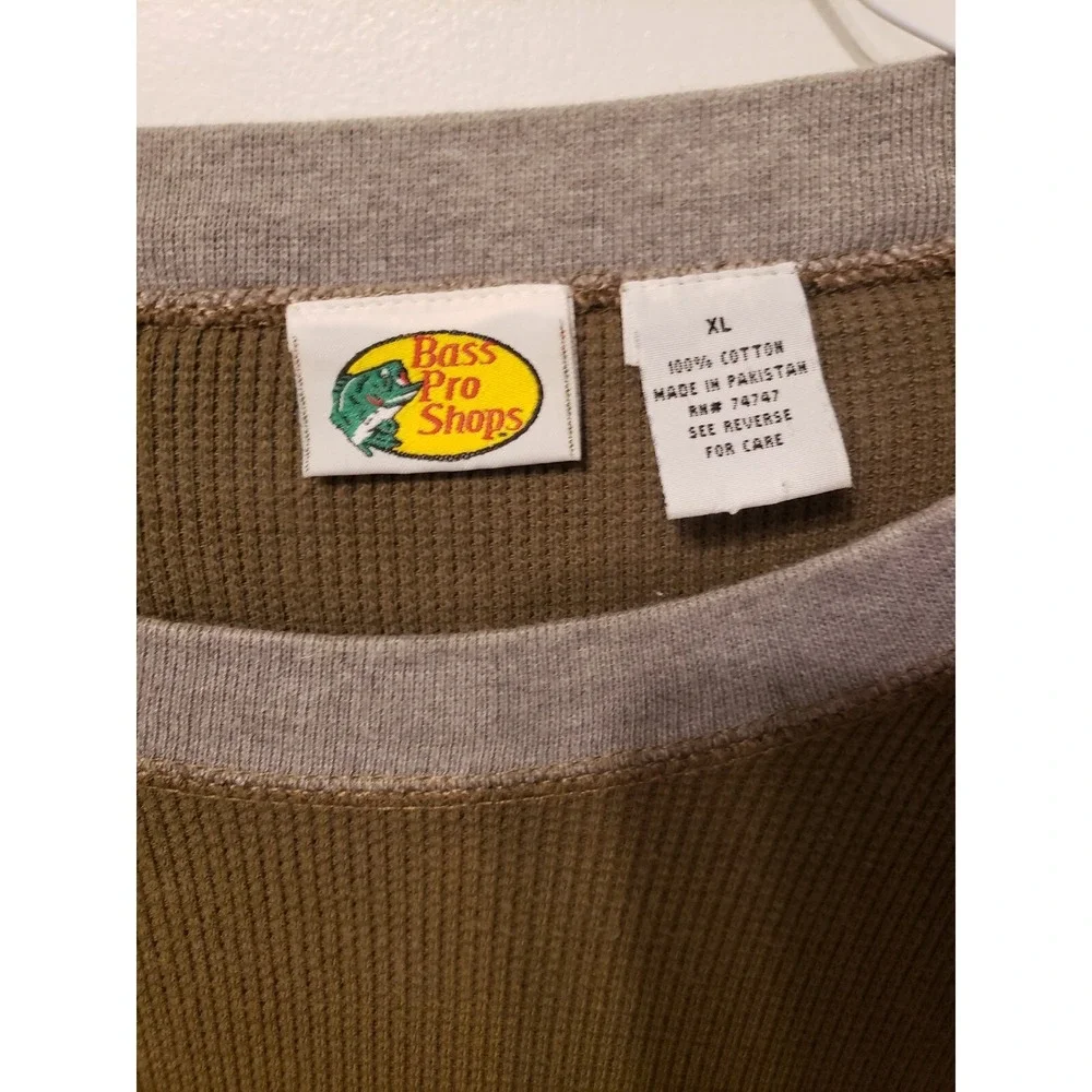 Bass‎ Pro Shops Men's Sz. Xl Thermal Waffle Knit Long Sleeve Shirt, Front Logo